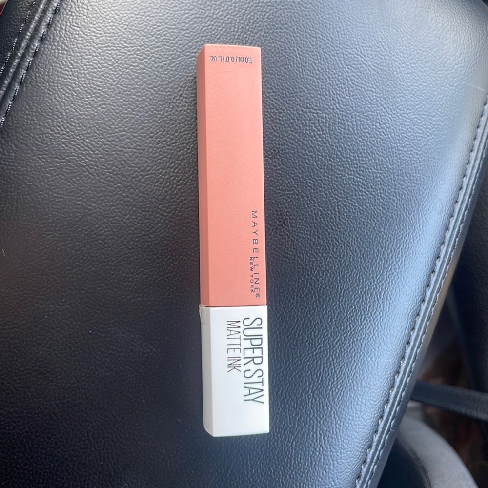 Maybelline superstar matte ink poet